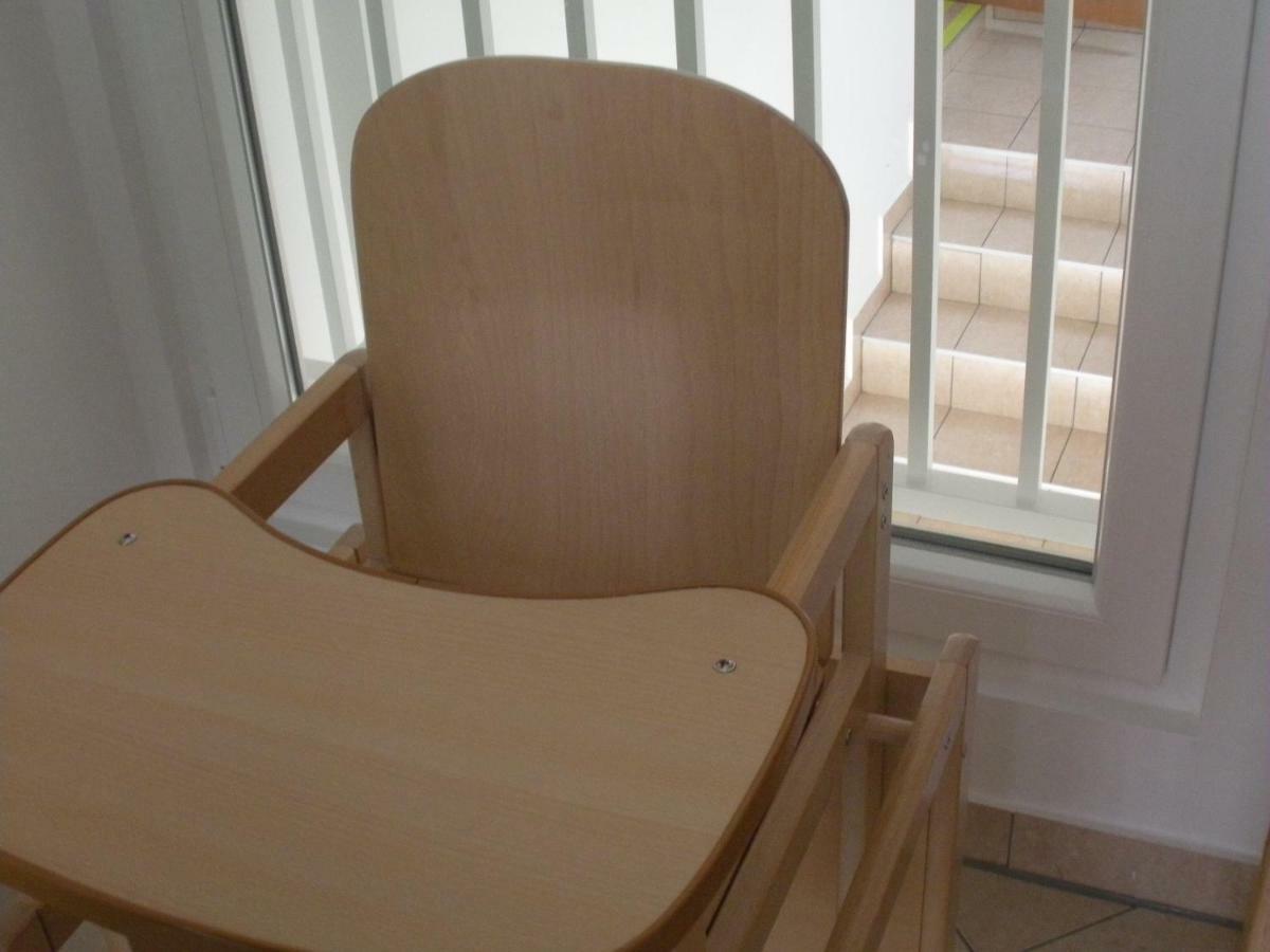 לוצמנסבורג Pension Schloegl מראה חיצוני תמונה
